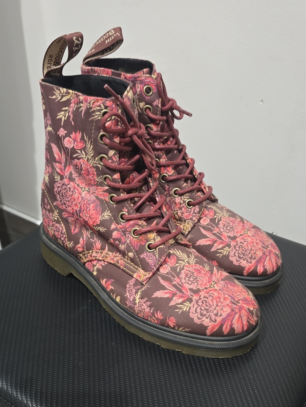 Dr. Martens 1460 Beckett Cherry Red Jouy Floral Canvas Boot, 8, Like New - Picture 7 of 16